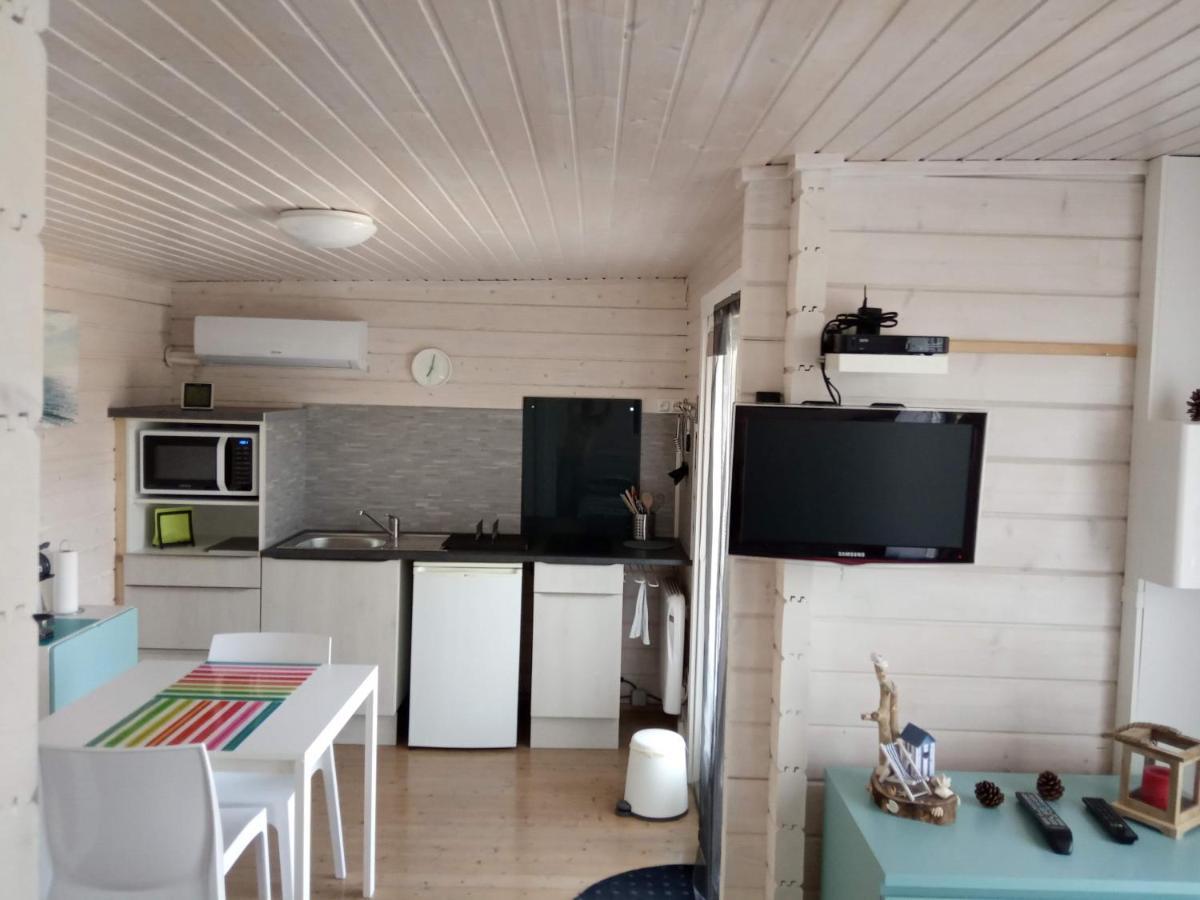 Agreable Petit Chalet Camarsac Exterior photo