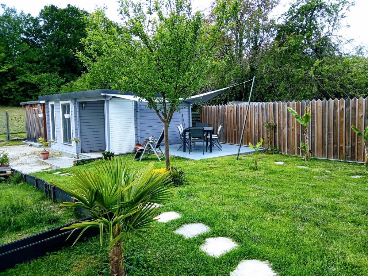 Agreable Petit Chalet Camarsac Exterior photo